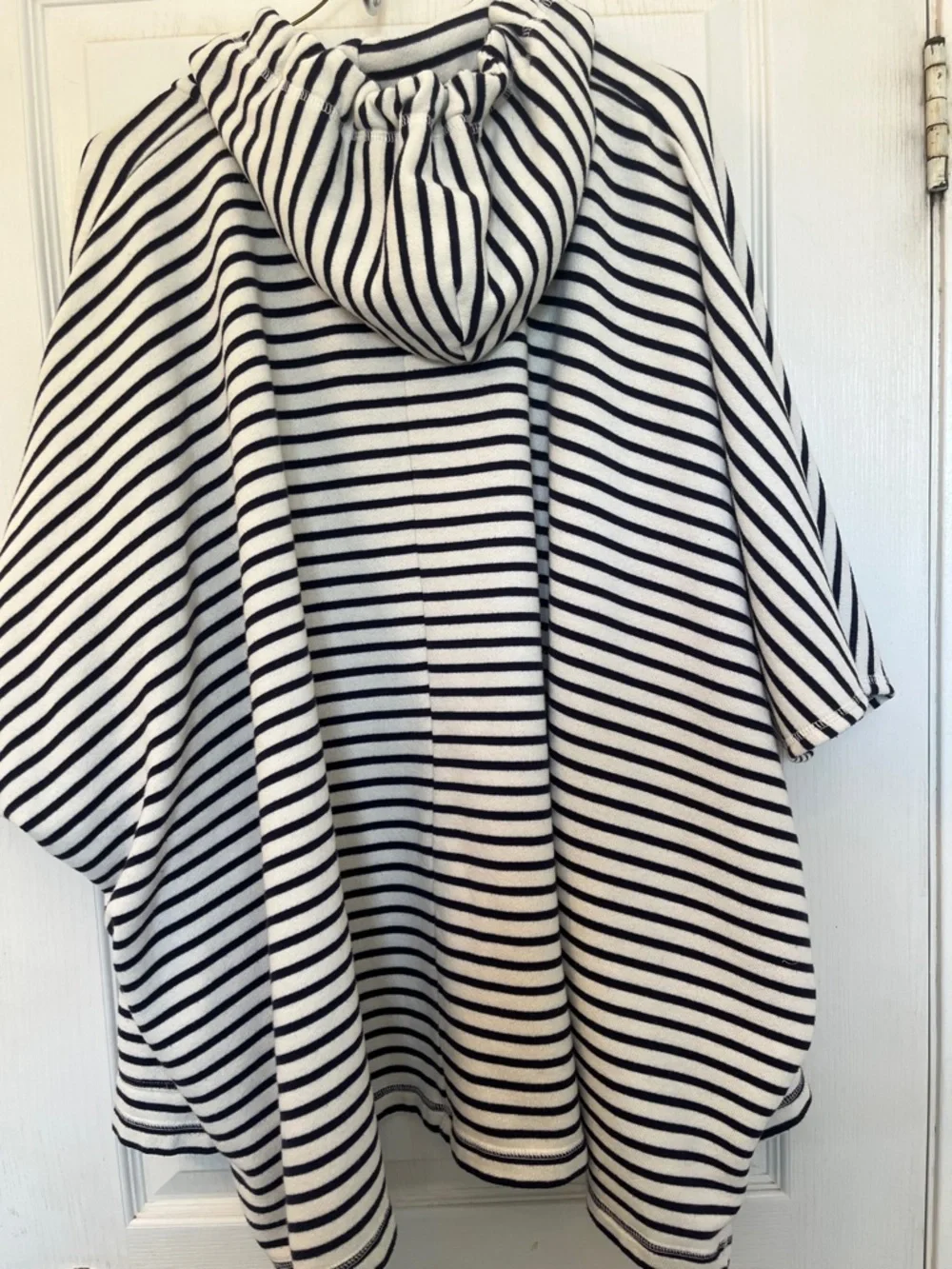 aerie Black & White Striped Hooded Open-Front Sweatshirt - Picture 6 of 7